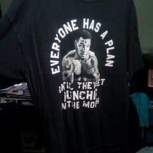 Mike Tyson XL T-SHIRT